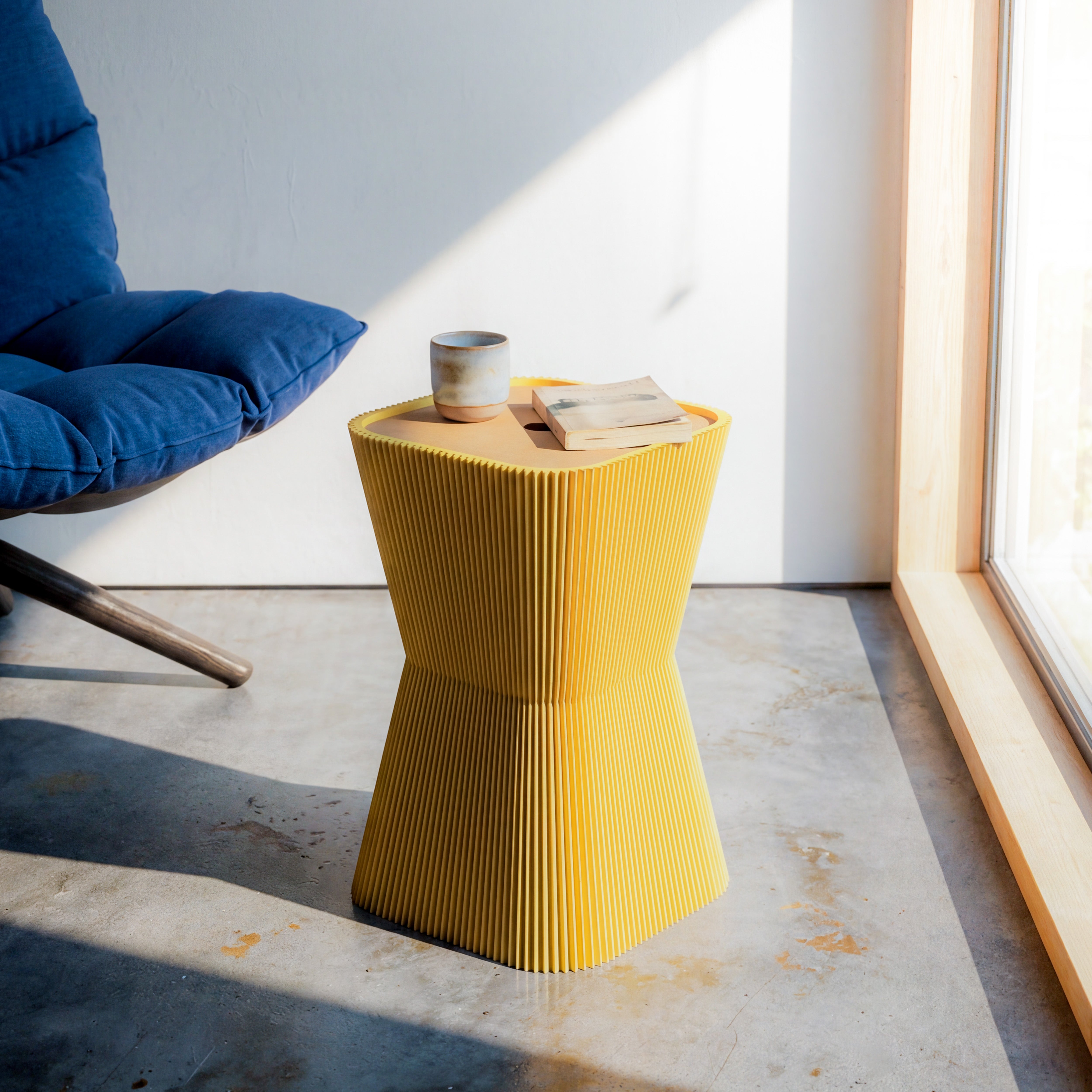 PYRAMID - SIDE TABLE