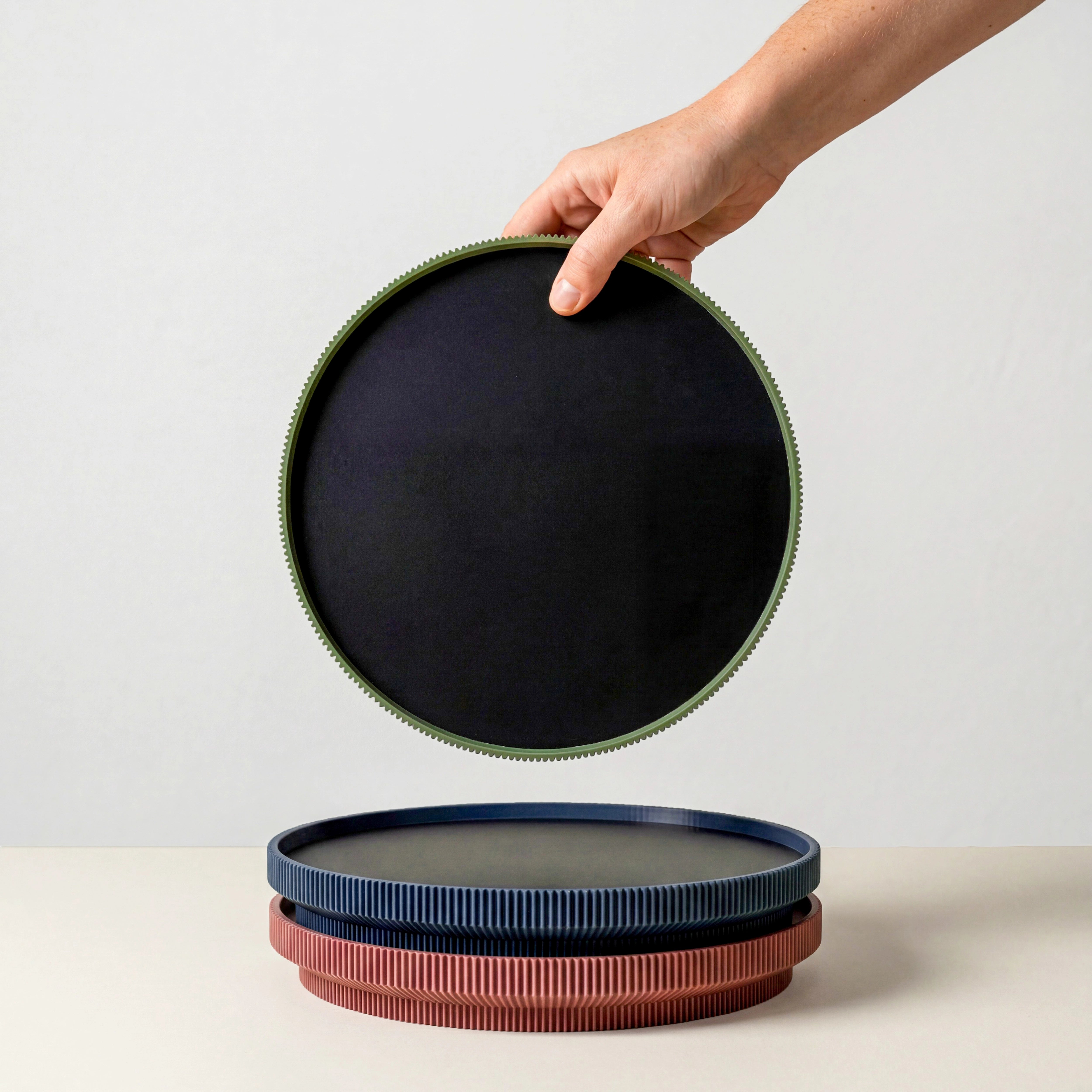 ROUND - TRAY