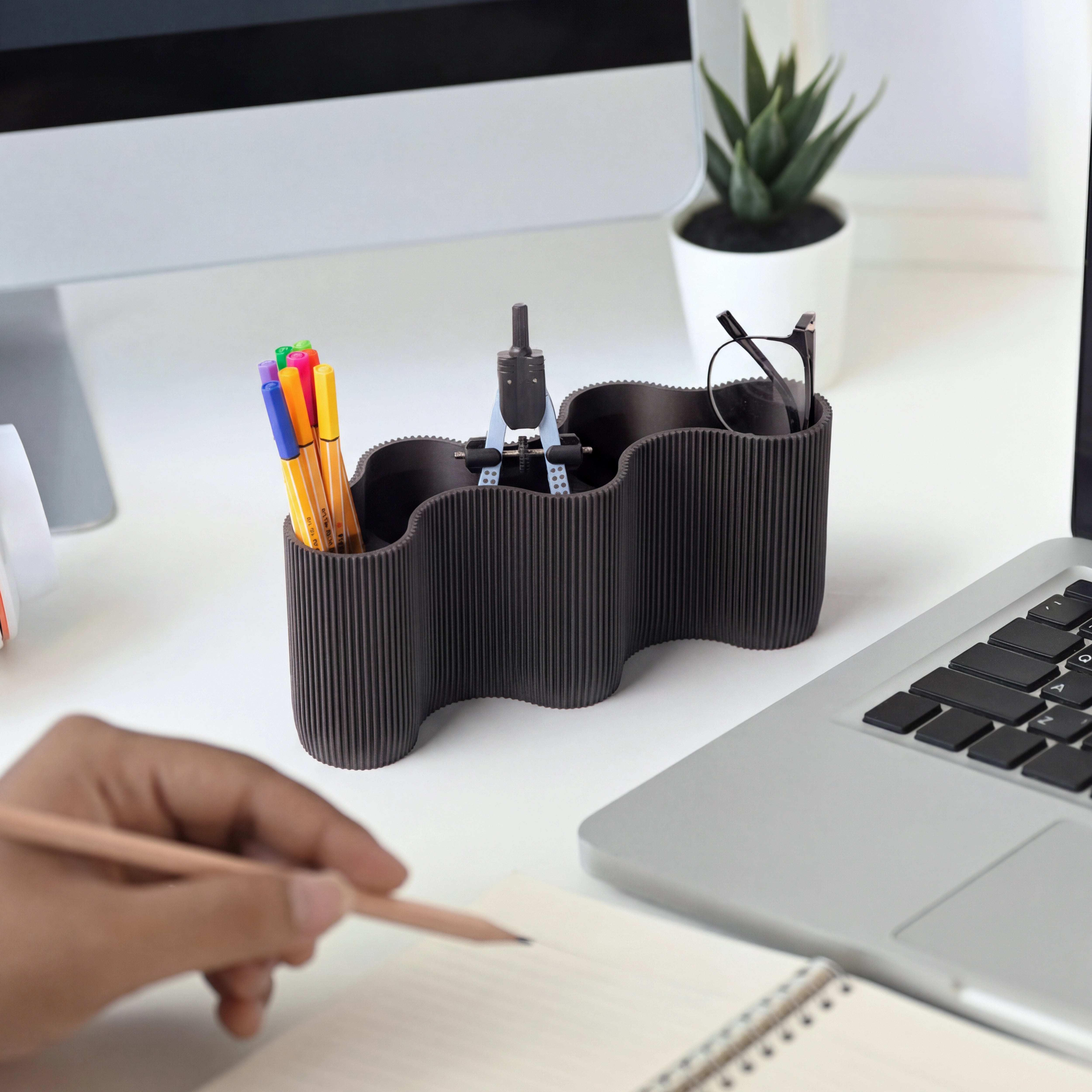 Stiftehalter_fuer_den_Schreibtisch