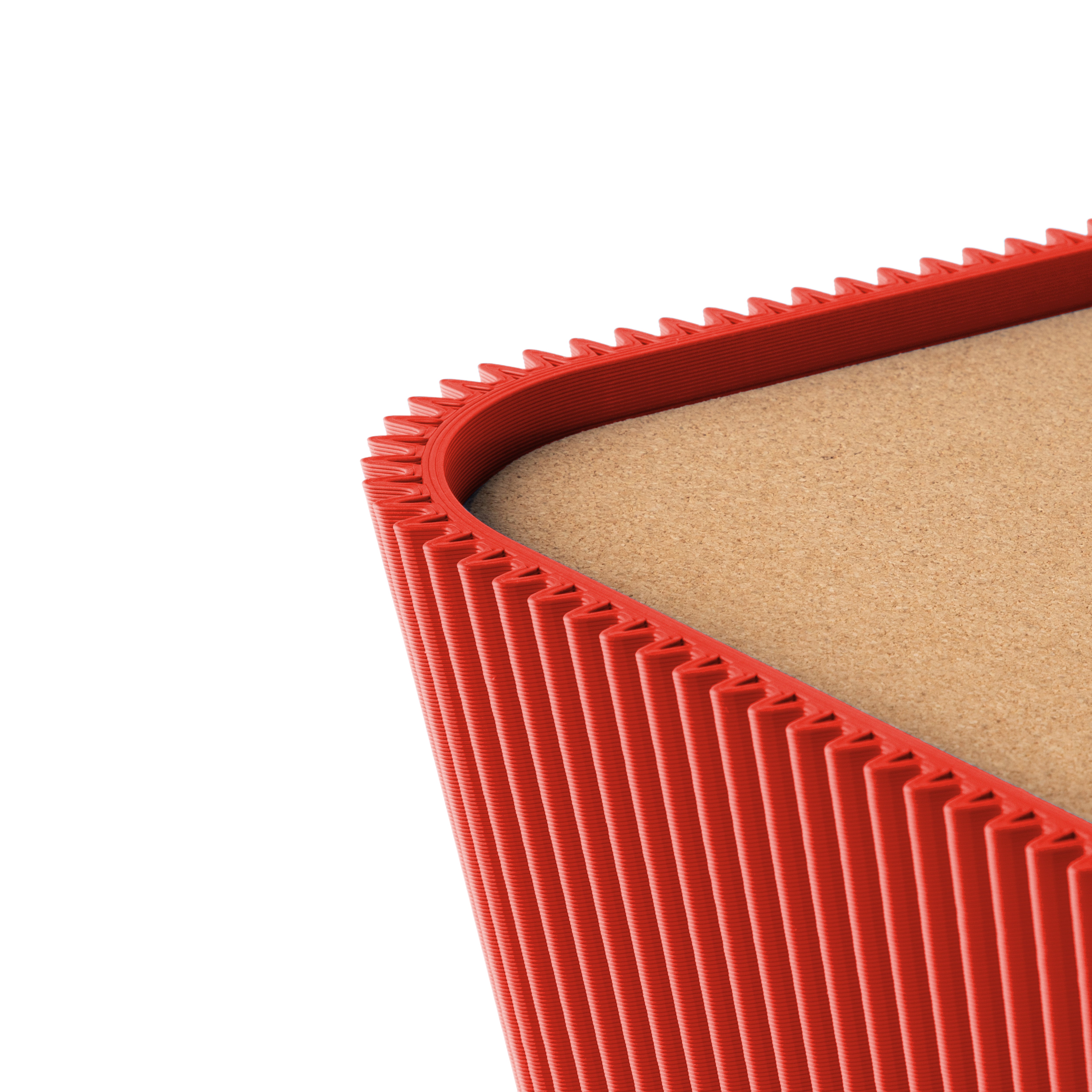 Detail der geriffelten Ecke und Korkoberfläche vom Beistelltisch Pyramide in rot #farbe_rot