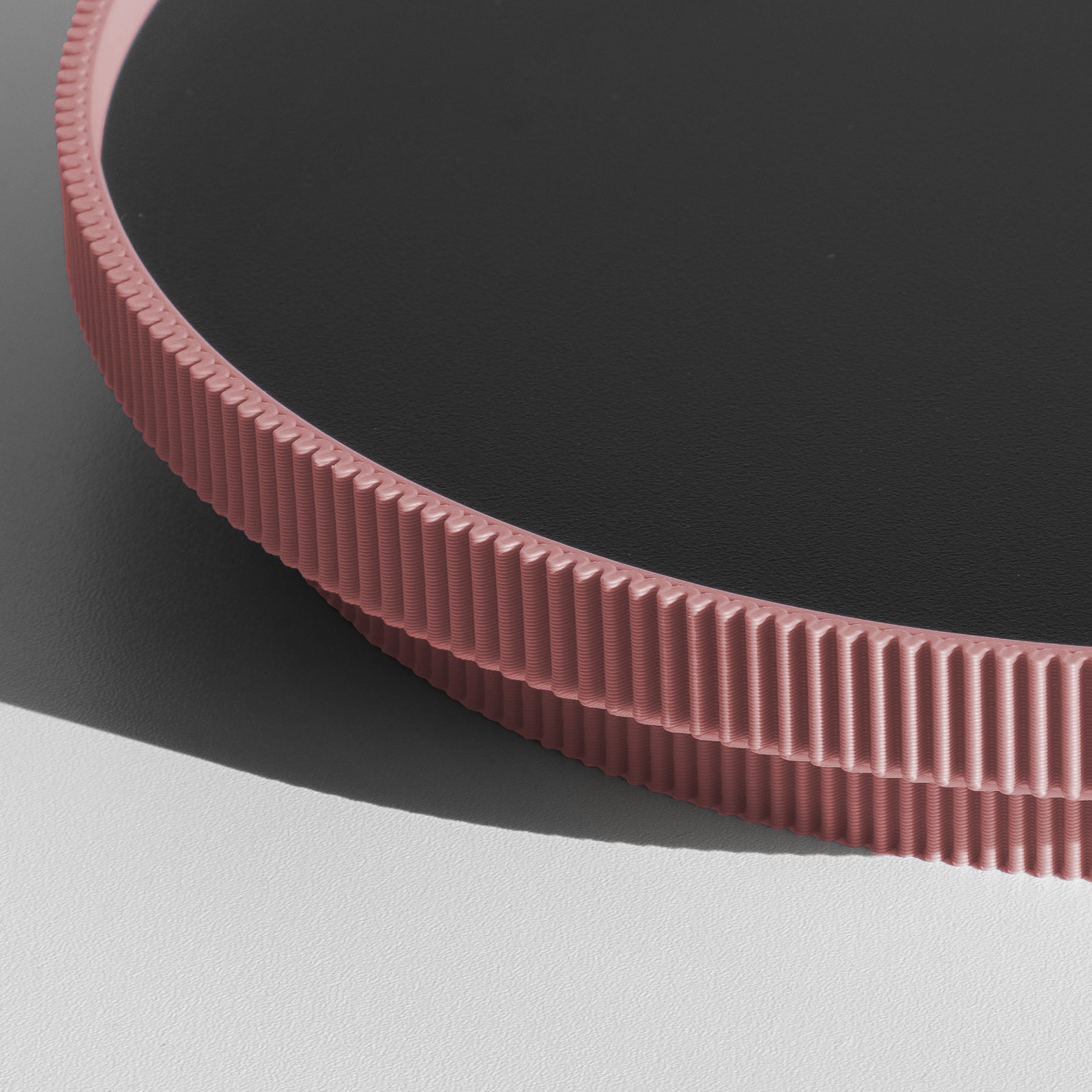 Detail des gerippten Rands vom runden Deko-Tablett in terracotta aus dem 3D Druck #ringfarbe_terracotta